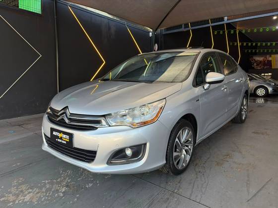 CITROËN C4 LOUNGE 1.6 EXCLUSIVE 16V TURBO FLEX 4P AUTOMÁTICO CITROËN C4 LOUNGE 1.6 EXCLUSIVE 16V TURBO FLEX 4P AUTOMÁTICO